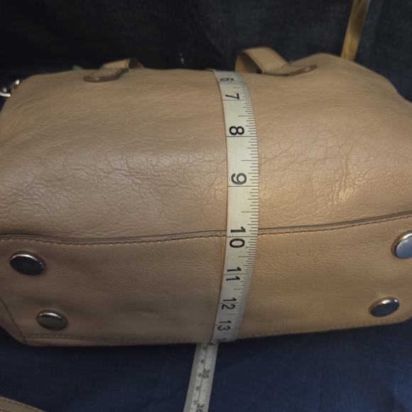 Fossil Neutral Leather Satchel – Quiet Luxury, Loud Opinions - Picture 14 of 16